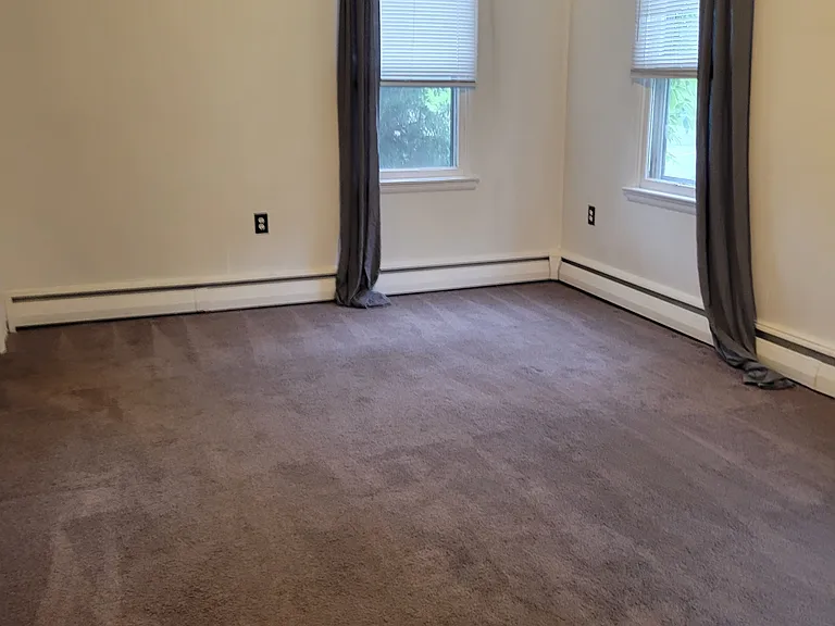 425 S Baumstown Rd — Photo 3