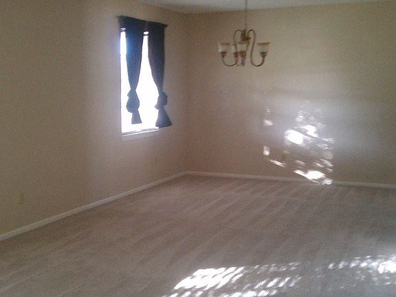 2nd image of 915 Mohawk Dr