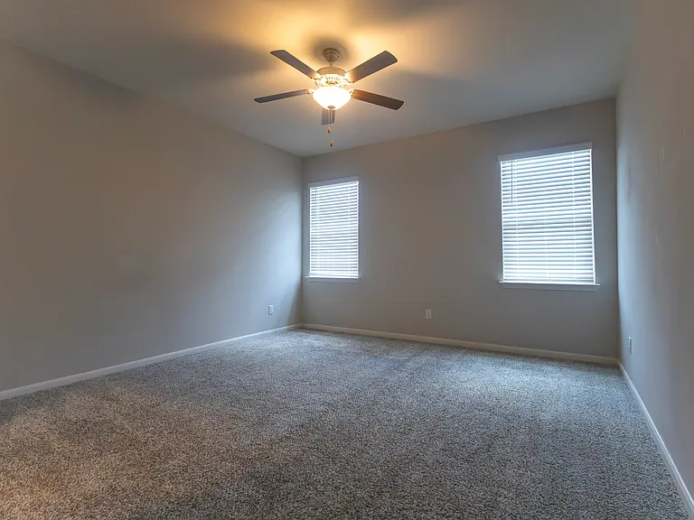 2100 Penaflor Dr — Photo 14