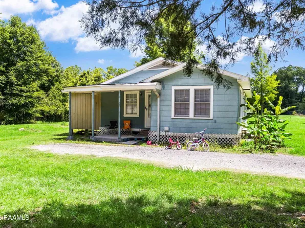 2623 Main Hwy, Breaux Bridge, LA 70517