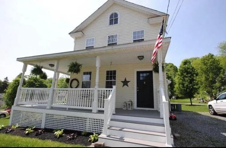 181 Belvidere Ave — Photo 1