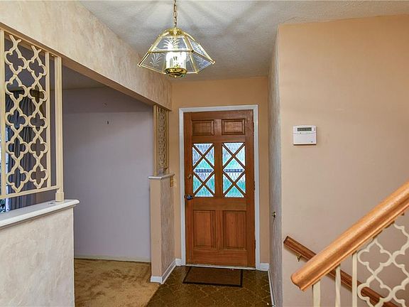4th image of 1708 Cheryl Ln