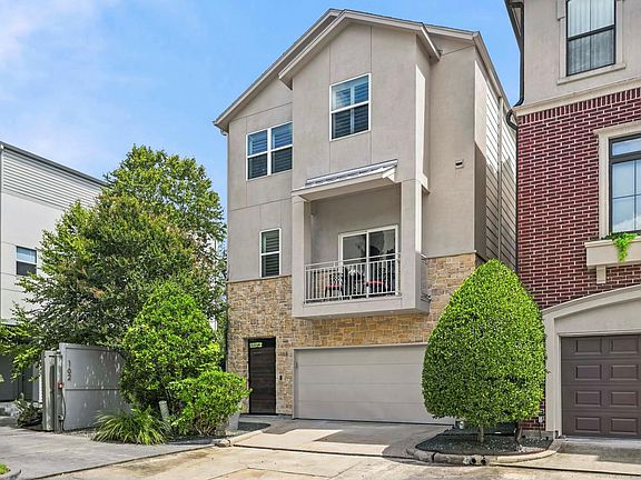 2nd image of 158 Vieux Carre Dr