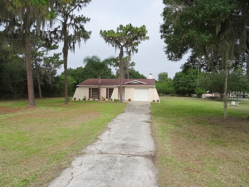1st image of 2417 W Lake Dr