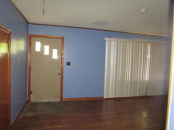 4th image of 510 N Miller St
