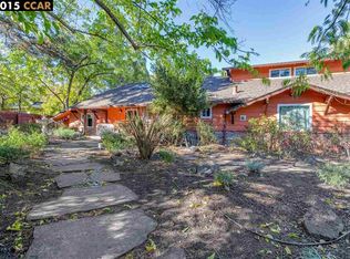 3 Foothill Park Ter, Lafayette, CA 94549