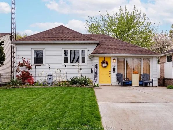 876 Westminster Blvd, Windsor, ON N8S 2C1