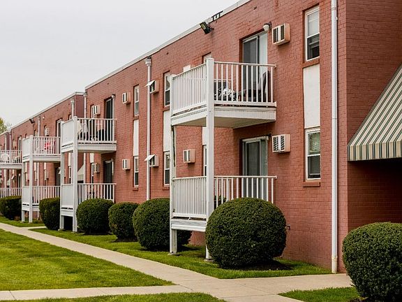 2nd image of 309 S Parke St #9ea1cadf0