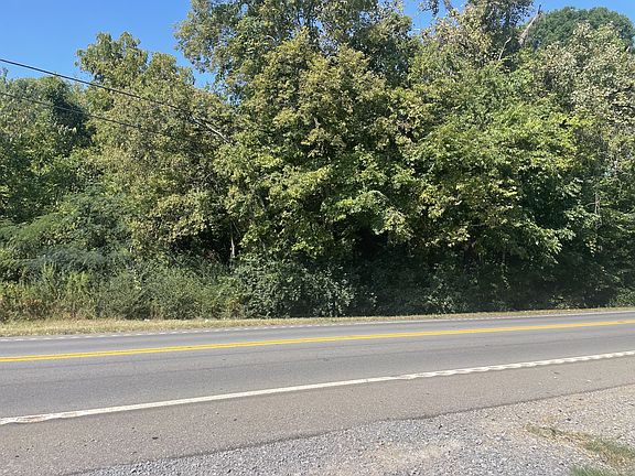 4th image of 5716 Clarksville Pike