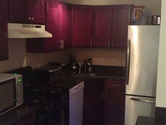 5th image of 3950 N Lake Shore Dr APT 528