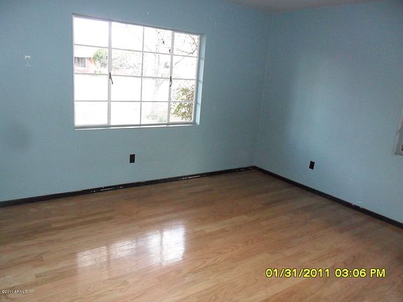 3rd image of 634 N GRAND Street
