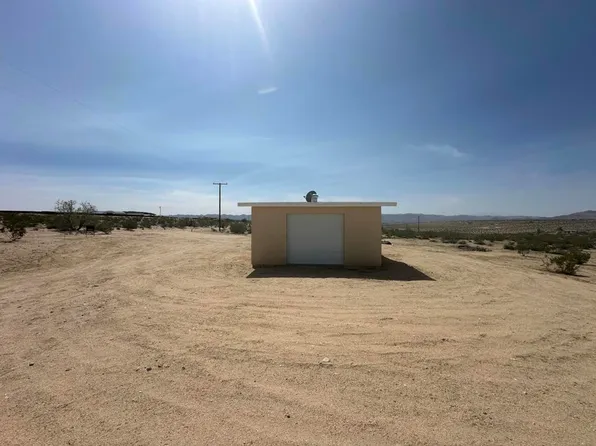 1524 Olsen Rd, Joshua Tree, CA 92252