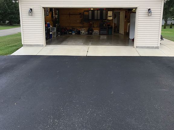 Detached Garage