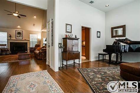 4th image of 534 Mattie Ln
