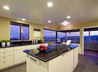 3233 Oliphant St, San Diego, CA 92106