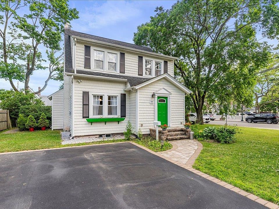1st image of 77 Hiawatha Drive