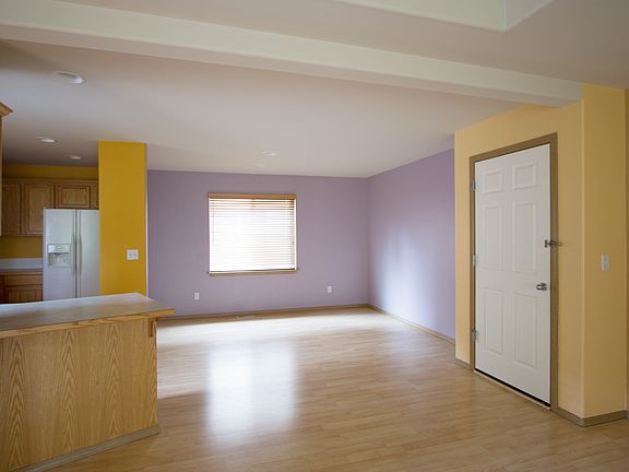 2nd image of 11024 Meridian Ave S