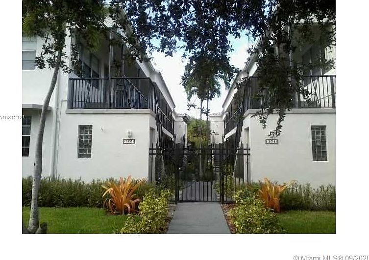 1st image of 966 Biarritz Dr #1