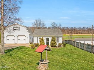 844 Neitz Valley Rd, Selinsgrove, PA 17870