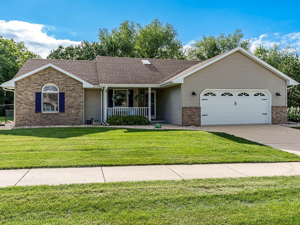 1st image of 4009 Castlemoor Dr
