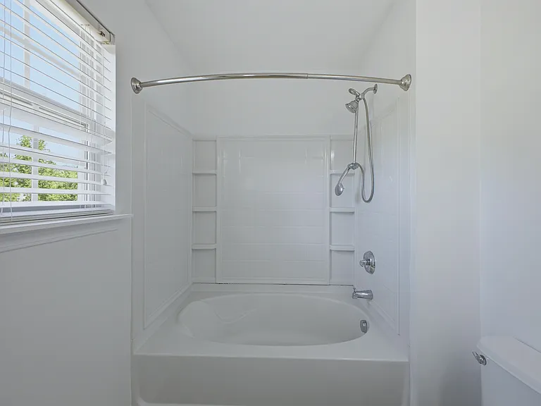 205 Azteca Dr — Photo 26