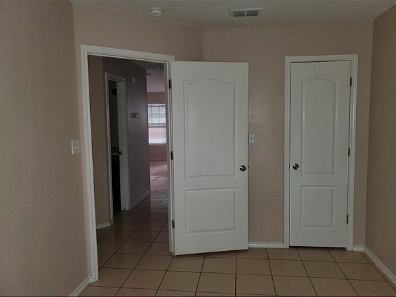 4th image of 226 McDavitt Blvd #3