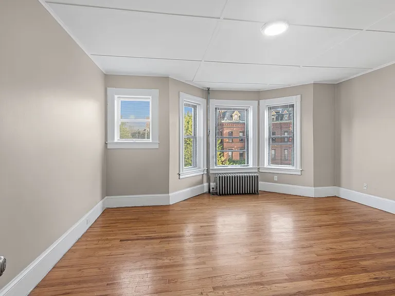 456 Maple St — Photo 3