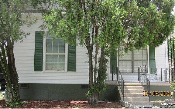 2nd image of 131 Hansford St