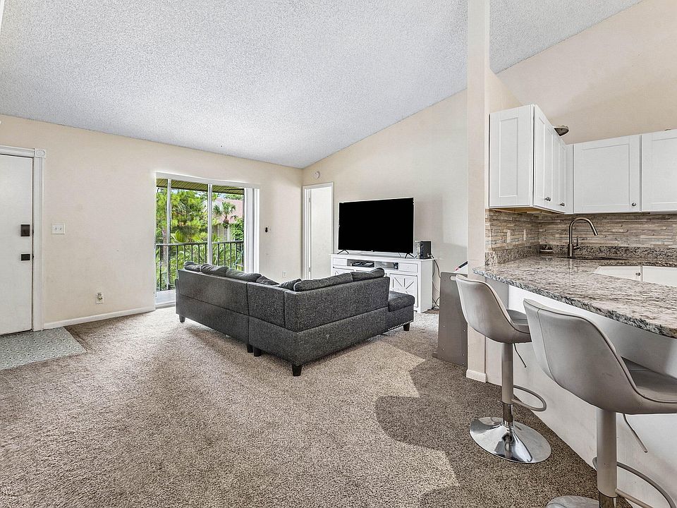 1st image of 6527 Chasewood Drive #G