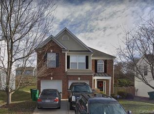 11030 Treebranch Dr, Charlotte, NC 28216
