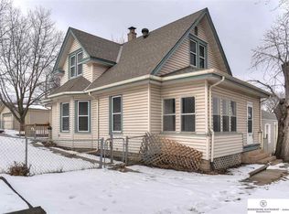 2428 S 42nd St, Omaha, NE 68105