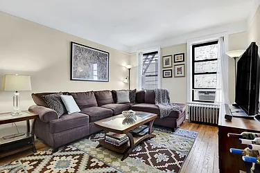 Rented by Cooper & Cooper Real Estate