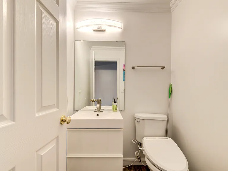 18 Pineview Valley Ct — Photo 35