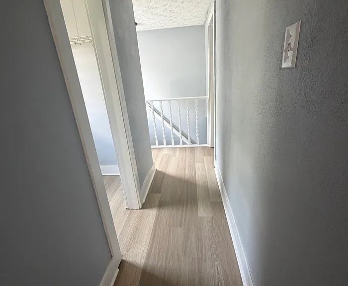 427 N Riley Ave — Photo 7