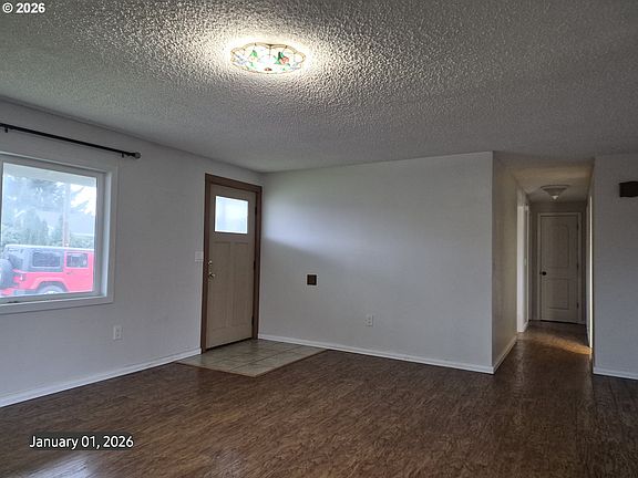 5th image of 605 Cottonwood Ave