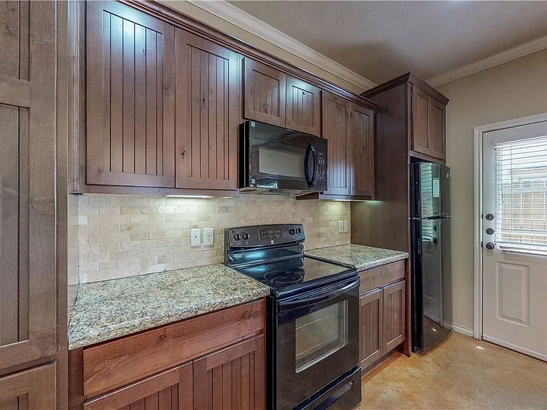 3416 Cullen Trl #A — Photo 4