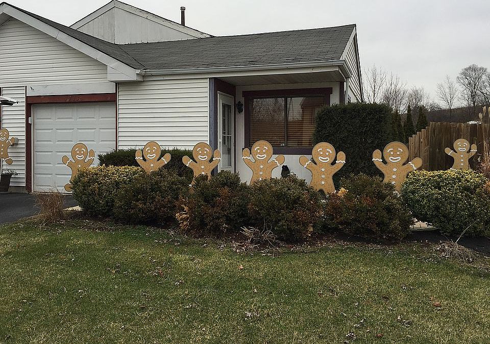 1st image of 4733 Whitney Dr