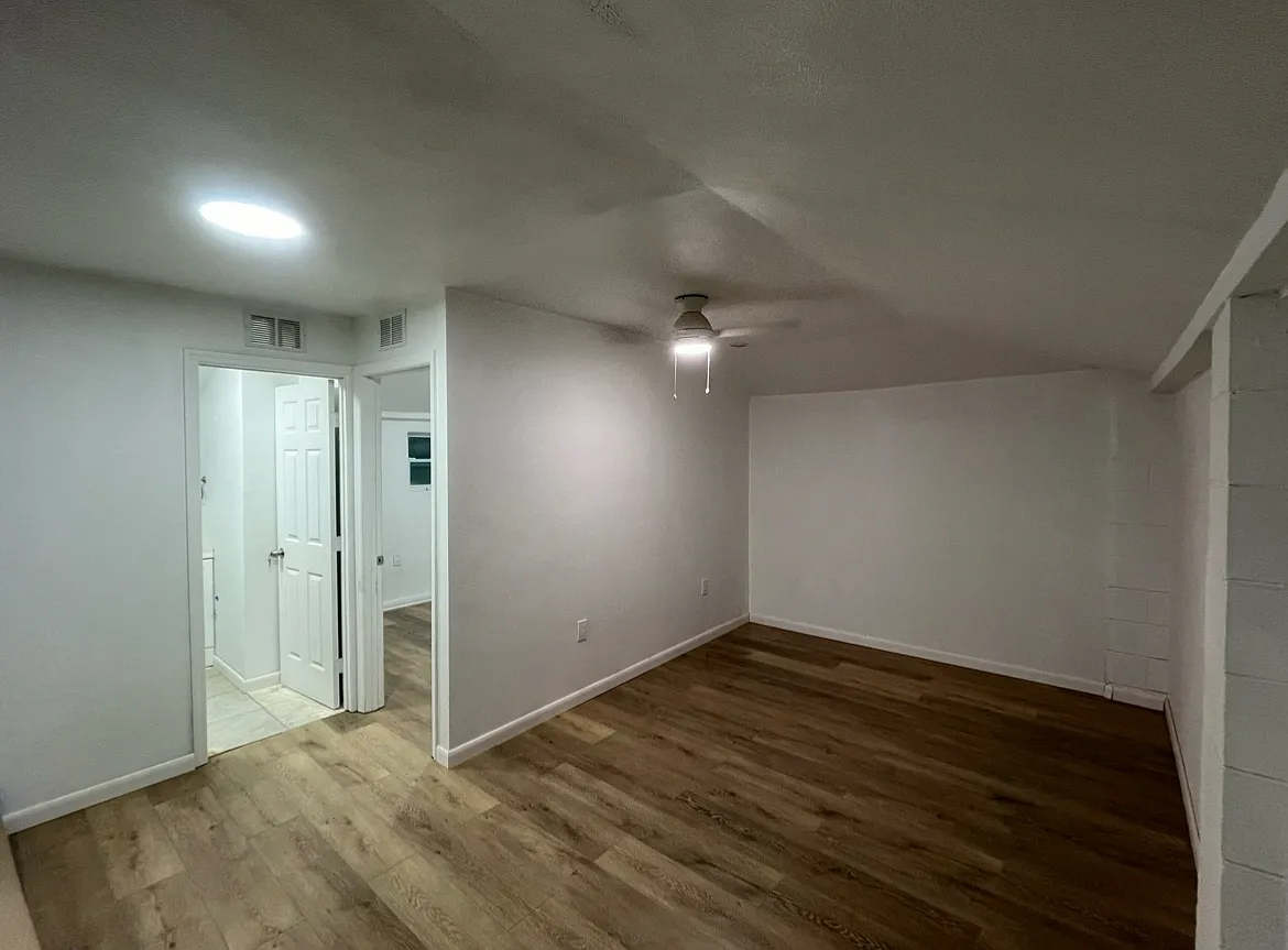 875 South Lake Shore Way - 5 — Photo 4