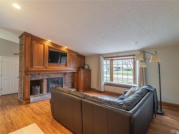 5th image of 7580 Pelway Dr