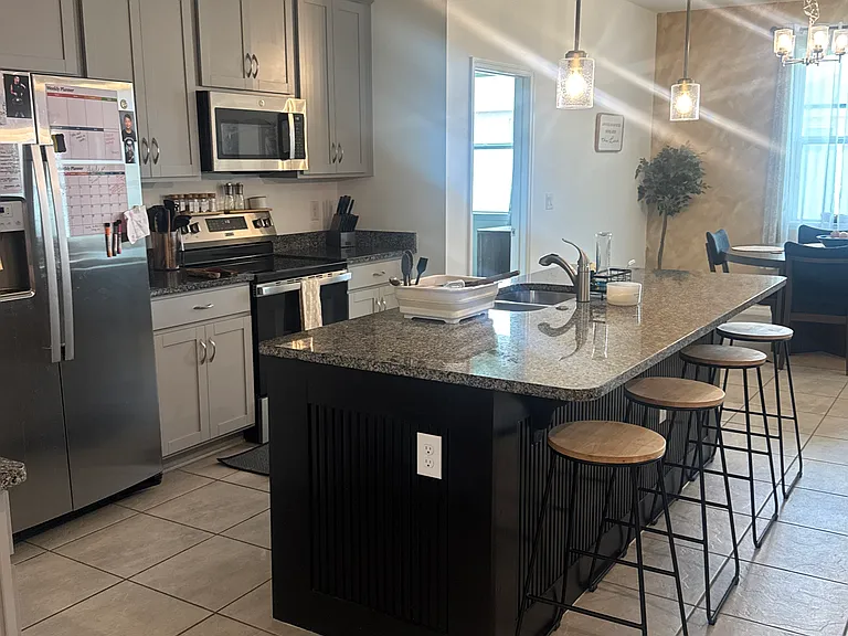 1051 Patriot Loop — Photo 18