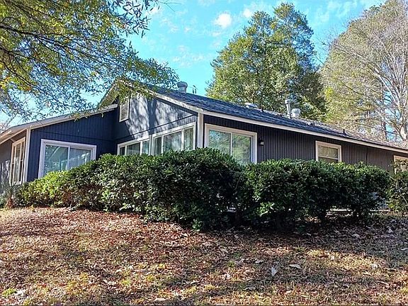 2nd image of 505 Piney Fork Ln
