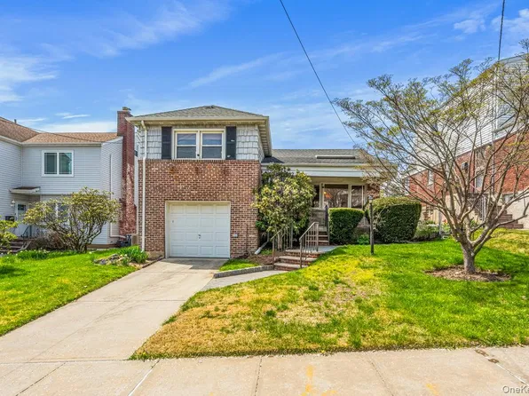 54-08 253rd Street, Little Neck, NY 11362