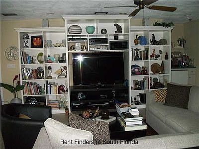3rd image of 4450 NE 13th Ter