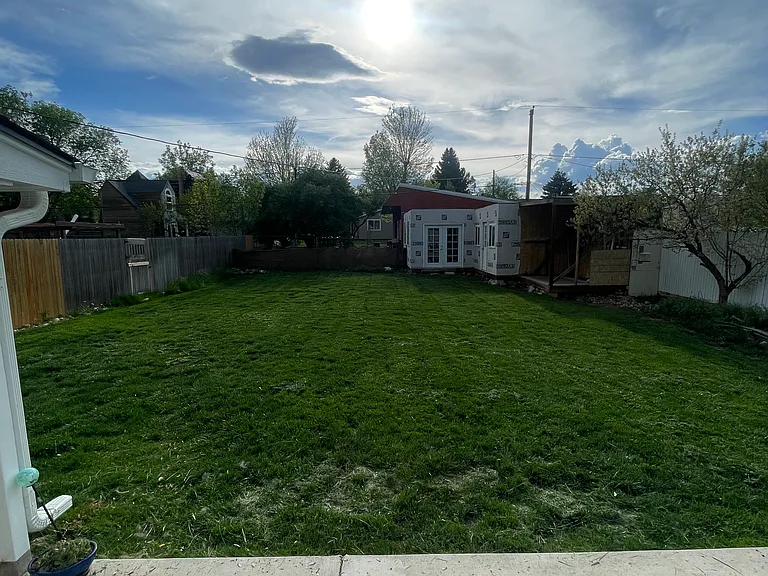 3911 Capitol Dr #A — Photo 10