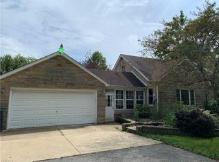 6420 Warren Sharon Rd, Brookfield, OH 44403