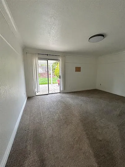1322 Monique Ct — Photo 18