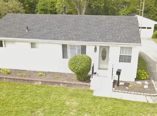 448 Meadow Ln, Troy, OH 45373