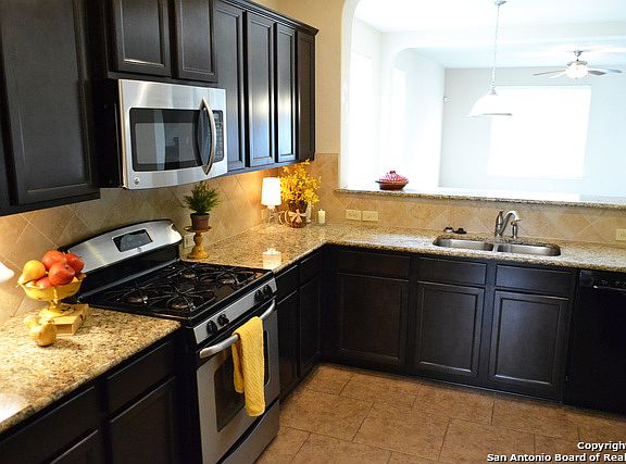 4th image of 2944 Mistywood Ln