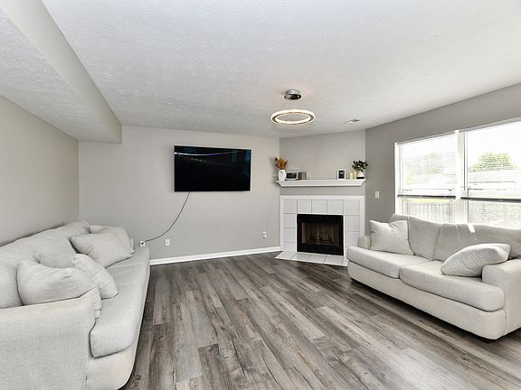 5th image of 5815 Prairie Creek Dr