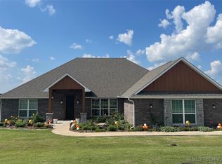 1120 E Saint Andrews Cir, Cushing, OK 74023